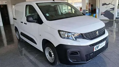 Usado Peugeot Partner 102 HP (75 kW) 2021 Branco Monovolume