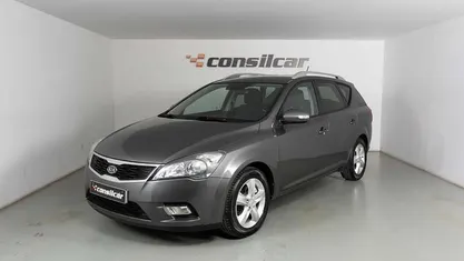 Usado Kia Ceed Sportswagon LX 90 HP (66 kW) 2010 Carrinha