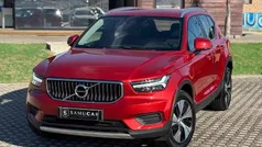 Vermelho Usado 2022 Volvo XC40 SUV | € 27.990 (Preço justo)