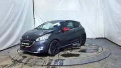 Cinzento Usado 2013 Peugeot 208 Citadino | € 11.750 (Bom preço)