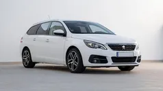 Branco Usado 2018 Peugeot 308 Active Carrinha | € 13.750 (Preço justo)