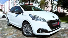 Usado 2017 Peugeot 208 Style Citadino | € 10.990 (Preço justo)