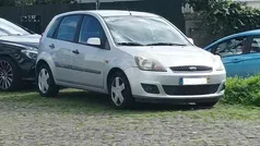 Cinzento Usado 2008 Ford Fiesta Citadino | € 4.300 (Preço justo)