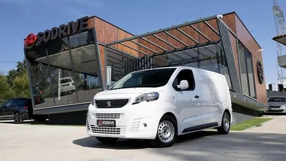 Branco Usado 2019 Peugeot Expert Van | € 14.900 (Preço justo)