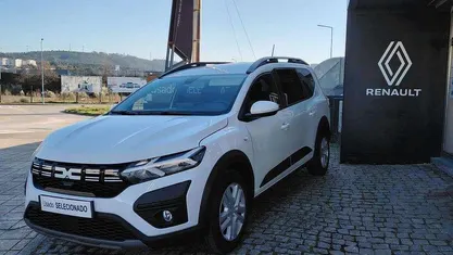 Usado 2024 Dacia Jogger Essentiel Monovolume | € 19.500 (Preço justo)