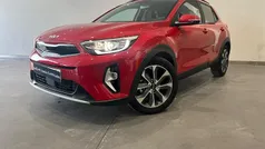 Vermelho Usado 2025 Kia Stonic SUV | € 19.990 (Preço justo)