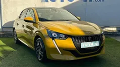 Amarelo Usado 2020 Peugeot 208 Allure Citadino | € 13.950 (Preço justo)