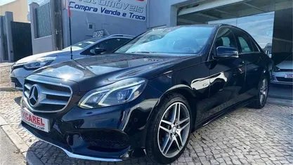 Usado Mercedes E250 204 HP (150 kW) 2015 Preto Sedan