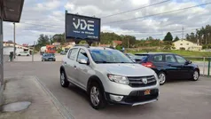 Cinzento Usado 2016 Dacia Sandero Stepway Citadino | € 10.950 (Preço justo)