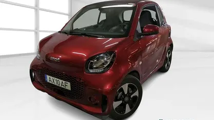 Vermelho Usado 2023 Smart ForTwo Electric Drive Passion | € 17.100 (Preço justo)