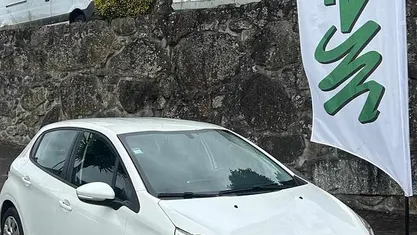 Usado Peugeot 208 102 HP (75 kW) 2020 Citadino