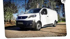 Branco Usado 2023 Peugeot Expert Van | € 23.990 (Preço justo)