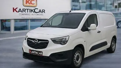 Branco Usado 2022 Opel Combo | € 13.999 (Bom preço)