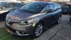 Cinzento Usado 2017 Renault Grand Scénic IV Monovolume | € 13.450 (Bom preço)