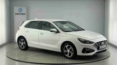 Branco Usado 2023 Hyundai i30 Style | € 21.990 (Preço justo)