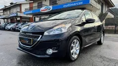 Preto Usado 2012 Peugeot 208 Active Citadino | € 8.990 (Preço justo)