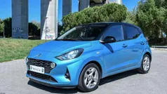 Azul Usado 2020 Hyundai i10 Comfort Citadino | € 12.950 (Preço justo)