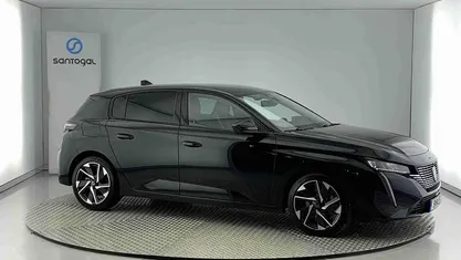 Usado 2024 Peugeot 308 Allure Citadino | € 27.490 (Preço justo)