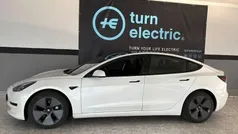Branco Usado 2021 Tesla Model 3 Sedan | € 24.900 (Preço justo)