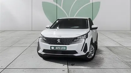 Usado Peugeot 3008 Active 130 HP (95 kW) 2021 Branco SUV