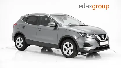 Usado Nissan Qashqai N-Connecta 110 HP (80 kW) 2017 SUV