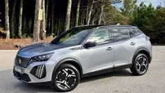 Cinza Usado 2023 Peugeot 2008 GT SUV | € 23.500 (Preço justo)