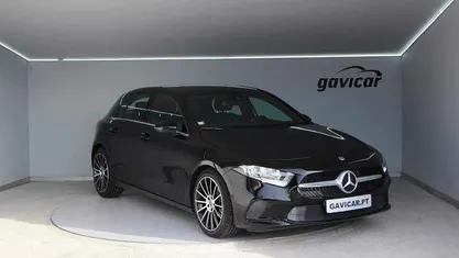 Preto Usado 2020 Mercedes A180 Citadino | € 25.850 (Preço justo)
