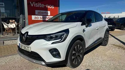 Usado 2023 Renault Captur Techno SUV | € 19.700 (Preço justo)