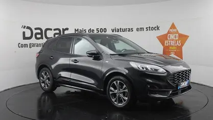 Usado Ford Kuga ST-Line 150 HP (110 kW) 2022 Preto SUV