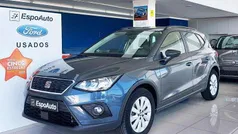 Cinza Usado 2020 Seat Arona Style SUV | € 15.990 (Preço justo)