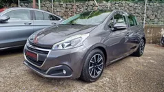 Cinza Usado 2019 Peugeot 208 Style Citadino | € 13.500 (Preço justo)