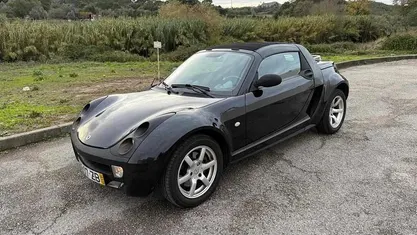Preto Usado 2004 Smart Roadster Cabrios | € 4.450 (Bom preço)