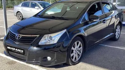 Preto Usado 2011 Toyota Avensis Executive Carrinha | € 9.750 (Preço justo)