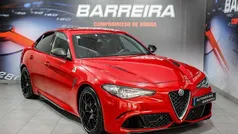 Vermelho Usado 2017 Alfa Romeo Giulia Quadrifoglio Sedan | € 69.500 (Preço justo)
