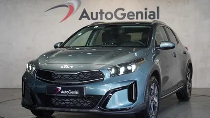Azul Novo 2025 Kia XCeed SUV | € 24.430 (Preço justo)