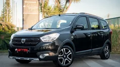Preto Usado 2022 Dacia Lodgy Stepway Monovolume | € 17.900 (Preço justo)
