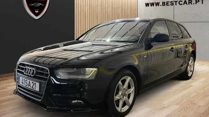 Usado Audi A4 143 HP (105 kW) 2012 Preto Carrinha