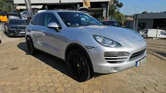 Cinza Usado 2010 Porsche Cayenne SUV | € 26.950 (Bom preço)