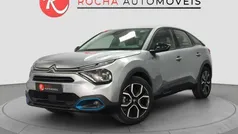Cinza Usado 2023 Citroën e-C4 Feel Citadino | € 25.499 (Preço justo)