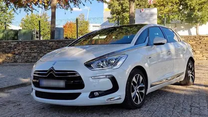 Branco Usado 2014 Citroën DS5 Citadino | € 12.000 (Preço elevado)