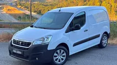 Branco Usado 2017 Peugeot Partner Style Monovolume | € 12.500 (Preço justo)