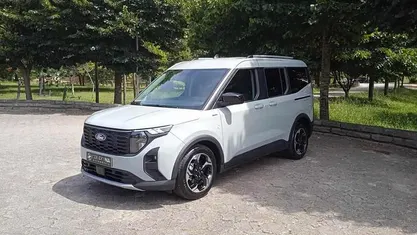 Usado 2025 Ford Tourneo Courier Monovolume | € 26.990 (Preço justo)