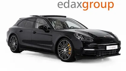 Usado Porsche Panamera Sport Turismo 330 HP (242 kW) 2018