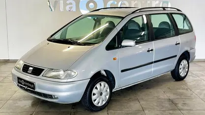 Usado Seat Alhambra 110 HP (80 kW) 1999 Cinza Monovolume