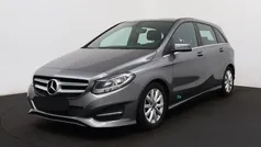 Usado 2017 Mercedes B180 Style Monovolume | € 16.890 (Preço justo)