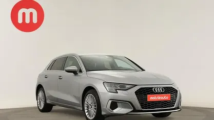 Cinzento Usado 2024 Audi A3 Sportback e-tron Advanced Citadino | € 33.499 (Preço justo)