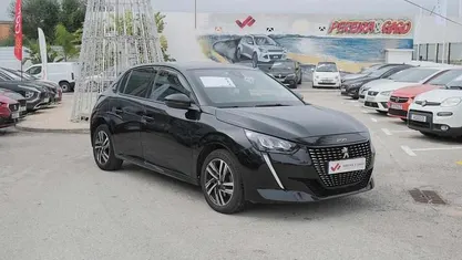 Preto Usado 2022 Peugeot 208 Citadino | € 16.450 (Preço justo)
