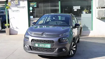 Cinza Usado 2018 Citroën C3 Feel Citadino | € 10.970 (Preço justo)