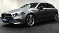 Cinza Usado 2018 Mercedes A180 Progressive | € 22.990 (Preço justo)