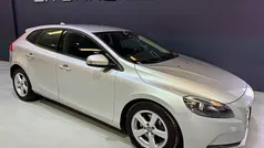 Cinza Usado 2014 Volvo V40 Momentum Carrinha | € 12.500 (Preço justo)